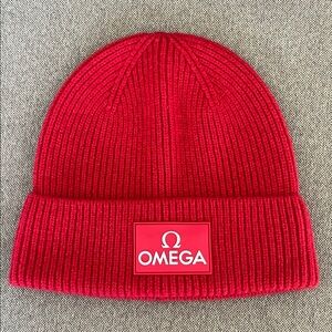 OMEGA red ribbed-knit beanie